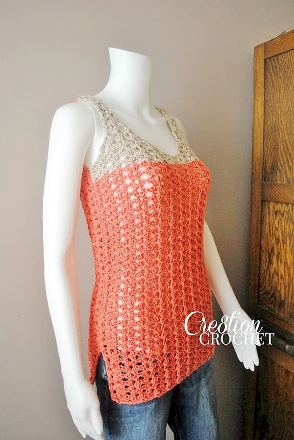 DIY Crochet Tunic Tank. Cute, trendy outfit for Spring or Summer. Also a great gift idea. The best free crotchet patterns and tutorials.