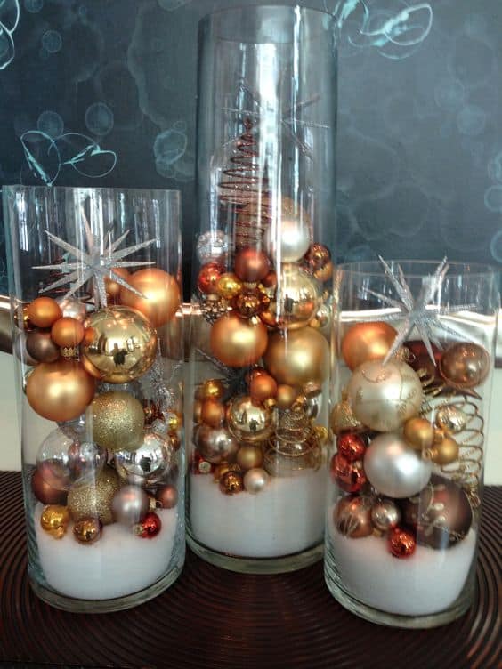 How to make: Easy DIY Christmas Decorations that cost nothing. Elegant Christmas or winter decoration, craft, or wedding centerpiece. Great Budget decor ideas for the home. #Christmas #Wedding #MantleDecorIdea