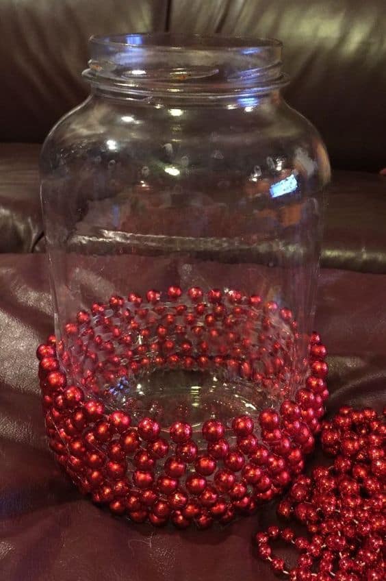 How to make: Easy DIY Christmas Decorations and gifts. Elegant Christmas or winter decoration, craft, or wedding centerpiece. Great Budget decor ideas for the home or party. #Christmas #Wedding #DIYGifts #ChristmasParty