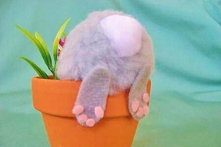 Easy DIY Bunny Pot craft idea for kids. The Best Easy DIY Easter Decoration Ideas for your table.