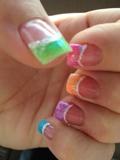 Super Easy Spring & Summer Nail Designs - Twins Dish